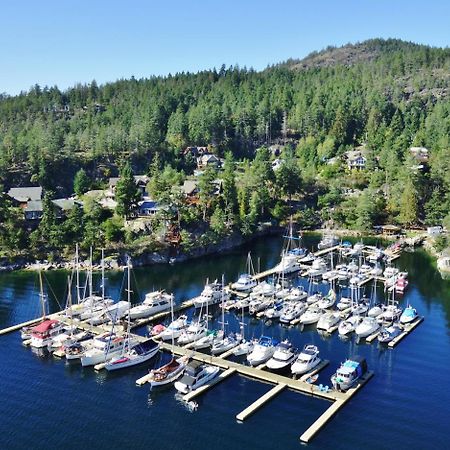 Pender Harbour Resort&Marina Garden Bay Exterior foto