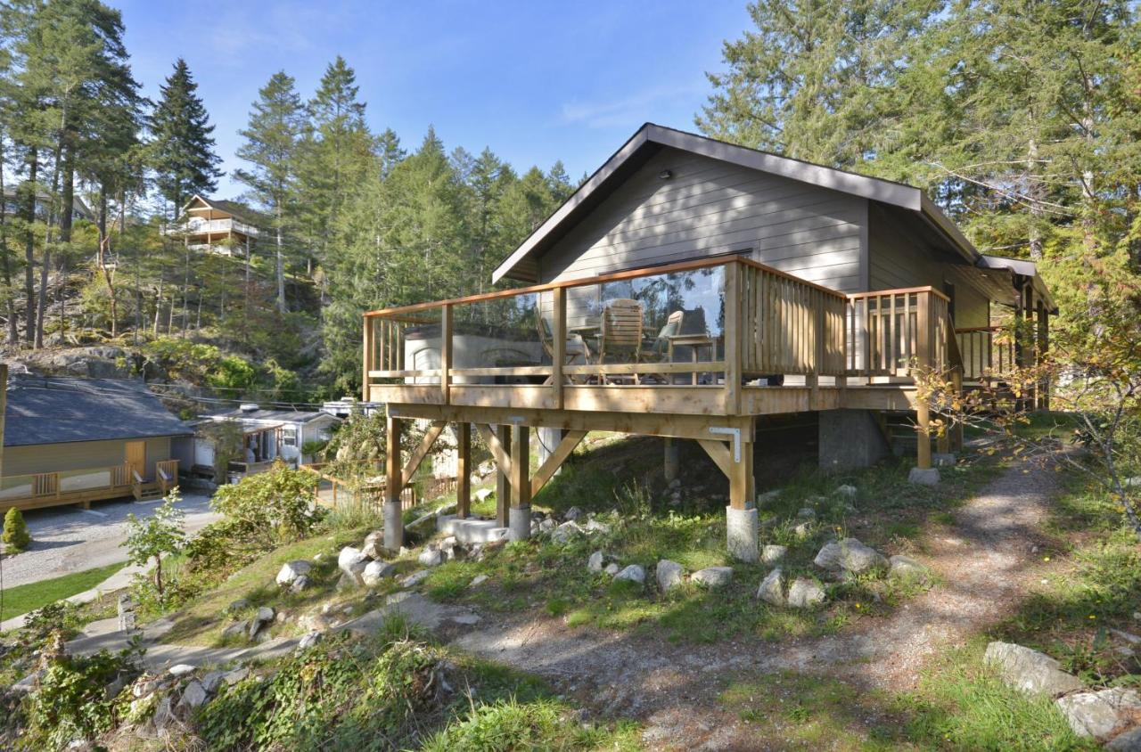 Pender Harbour Resort&Marina Garden Bay Exterior foto