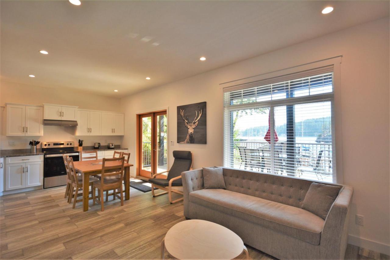 Pender Harbour Resort&Marina Garden Bay Exterior foto