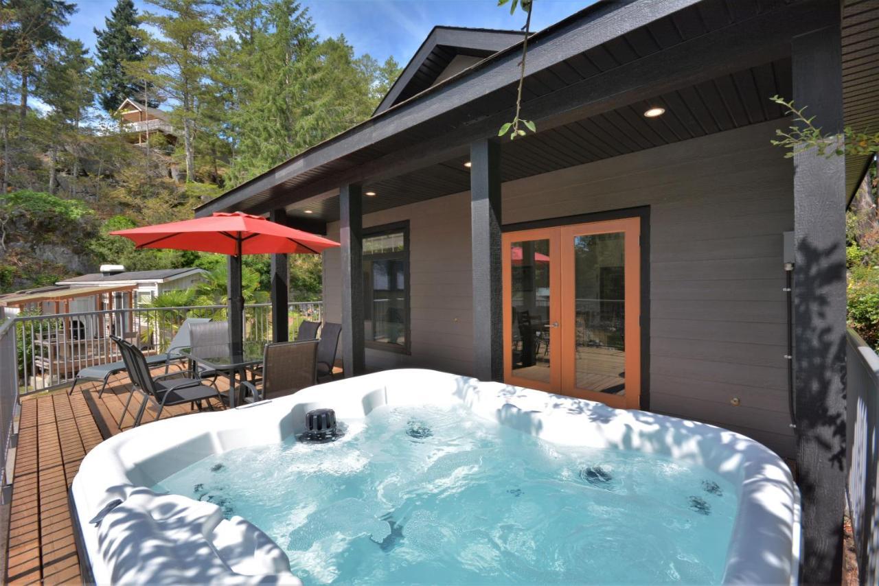 Pender Harbour Resort&Marina Garden Bay Exterior foto