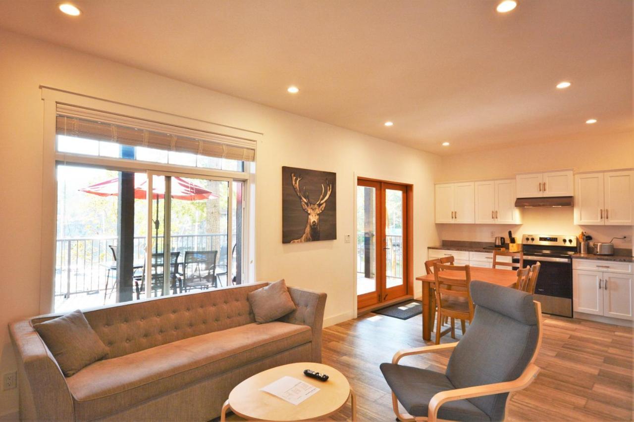 Pender Harbour Resort&Marina Garden Bay Exterior foto