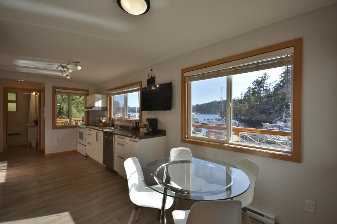 Pender Harbour Resort&Marina Garden Bay Exterior foto